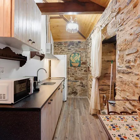 Casas Da Chica Com Piscina, Arouca *