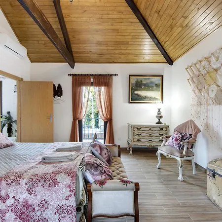 Casas Da Chica Com Piscina, Arouca Espiunca