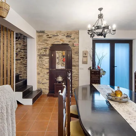 Casas Da Chica Com Piscina, Arouca