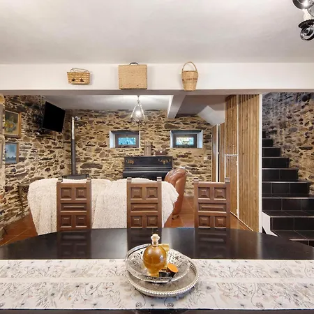 Casas Da Chica Com Piscina, Arouca