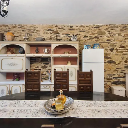 Casas Da Chica Com Piscina, Arouca * Espiunca