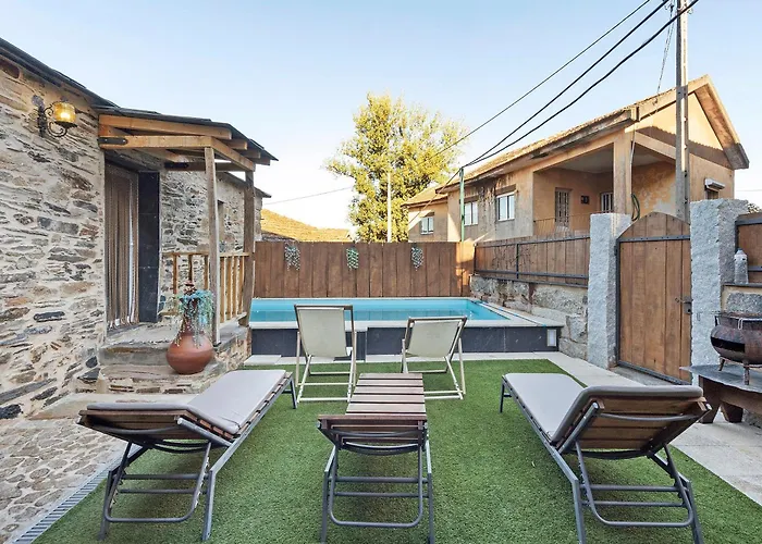 Casas Da Chica Com Piscina, Arouca