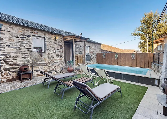 Casa vacanze Casas Da Chica Com Piscina, Arouca Espiunca