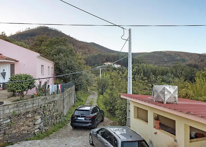 펜션 Casas Da Chica Com Piscina, Arouca