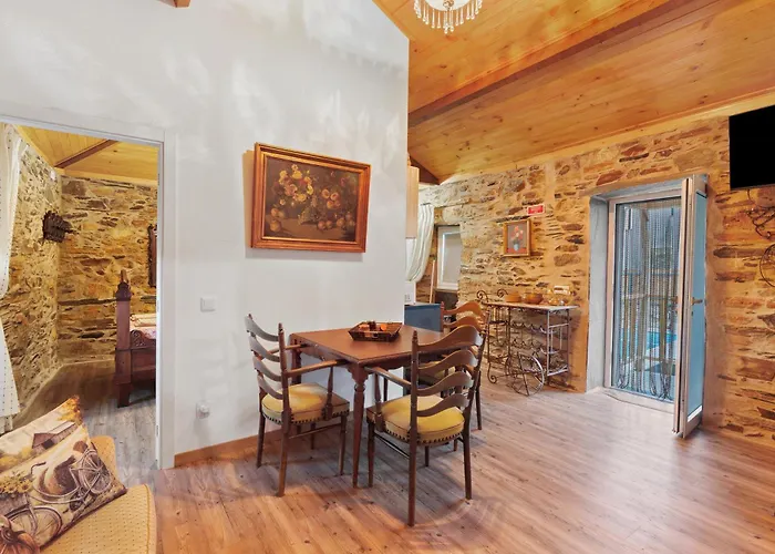 Casas Da Chica Com Piscina, Arouca *