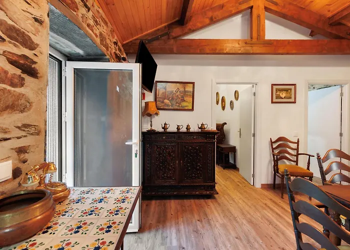 Casas Da Chica Com Piscina, Arouca 펜션 *