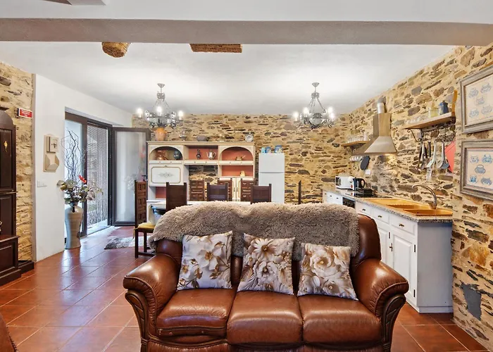 Casas Da Chica Com Piscina, Arouca Espiunca