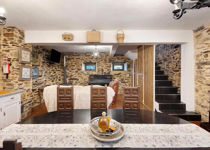 Casas Da Chica Com Piscina, Arouca